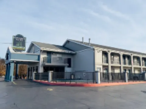 Economy Suites Fairgrounds