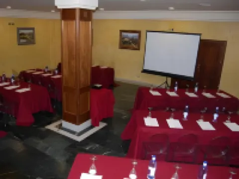 RL阿尼巴爾酒店 利納雷斯酒店