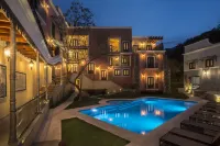 Villa Maria Cristina Hotel - Pools