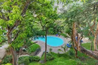 Silver Rock Hotel & Beachfront Apartments - Beach
