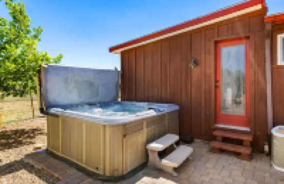 Zebra Rustic Retreat 3BR Home on Zebra Ranch