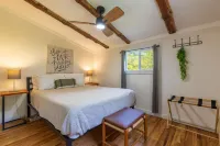 Lake View Hot Tub Modern A-frame