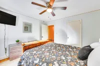 Peaceful Camden Vacation Rental ~ 3 Mi to Town! - Parking