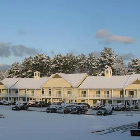 Golden Gables Inn Dazzler Select by Wyndham