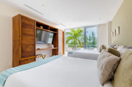 Capitalia - Tres Mares Beach Residences & Marina