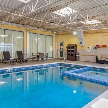 Comfort Inn & Suites