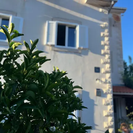 Villa Stella - Two Bedroom Apartment with Balcony and Sea View (Carla)