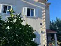 Villa Stella - Two Bedroom Apartment with Balcony and Sea View (Carla) - Lejligheder