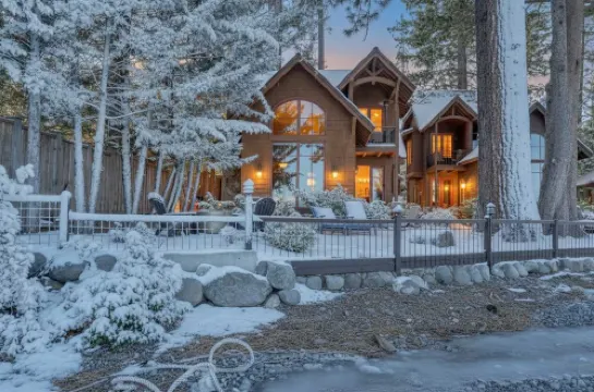 Charming Mountain Retreat with Fire Pit - Inviting Cozy Escape Hotels in Homewood