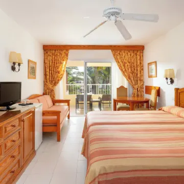 Hotel Riu Oliva Beach Resort - All Inclusive Hotels near Lobos Island