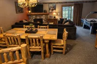 Entire Cozy Villa 2 min Near Starved Rock!