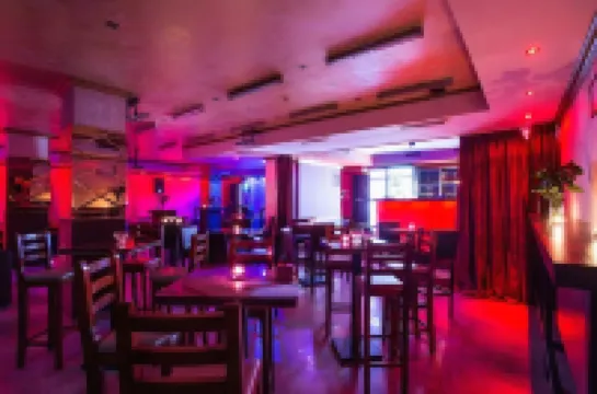 藝術廣場貝斯特韋斯特酒店