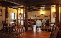 Bull Hotel by Greene King Inns - servizio colazione
