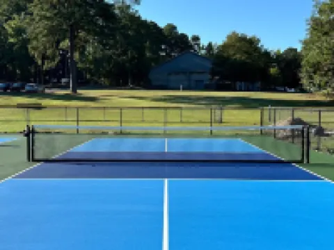 Keller Charm-Near Bear Creek Park & Stadiums,Pool Hotels in Keller