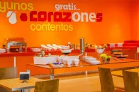 One Monclova - breakfast