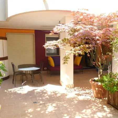 Lovely private garden apartment for four in Grado