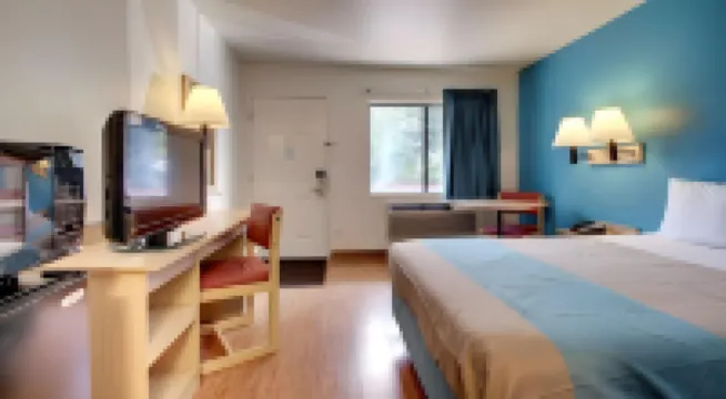 Motel 6 des Moines, IA - North