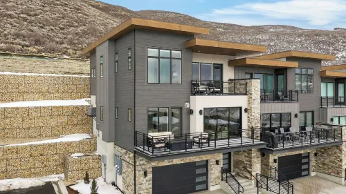 Apex Ridge Retreat by Avantstay Private Hot Tub + Fireplace + Mountain Views + Near Deer Valley East -  Habitaciones en casas particulares