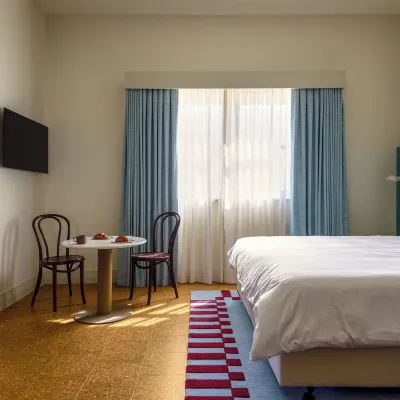 Owston Hotel Hotels near WA Maritime Museum