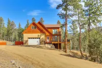8 Mi to Staunton State Park Mtn-View Hideaway! - Wifi