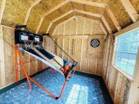 Fun House/King Bed - Close to Town/Full of Entertainment!