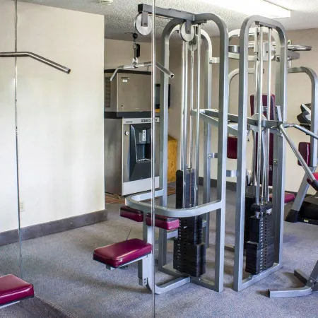 Econo Lodge Inn & Suites Colonie Center Mall