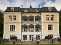 Liselund Ny Slot Hotel Hotels in Borre