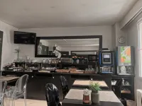 The Originals Boutique, Hôtel d'Angleterre, le Havre, Centre, Plage - servizio colazione