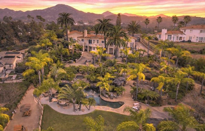 Sunset Estate by Avantstay Sleeps 20 Resort-Style Pool + Gorgeous Grounds Exclusive Poway Stay
