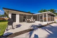 Fox Lagoon Pool Spa Villa 6BD Luxury Stay - Villas