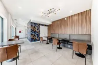 Downtown Condo, Stylish & Comfy - อพาร์ทเม้นท์