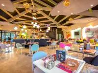Ibis Styles Fréjus Saint-Raphaël - bar