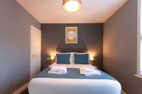 Stylish Home Close to the Beach by Adliv - parking