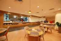 希爾頓花園酒店特爾梅茲艾裏託姆 - 早餐