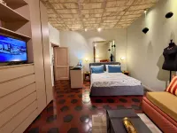 A&C Design Apartment in Rome Just a Step from Trastevere & Colosseum! Bus  Metro Hotels in Rione XX Testaccio