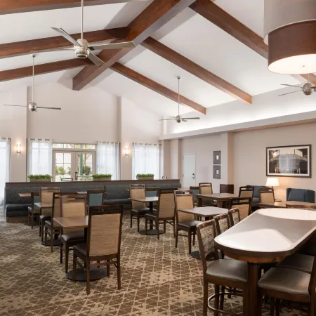 Homewood Suites by Hilton Sacramento Airport-Natomas Отели рядом с достопримечательностью «Арена Арко»