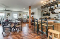 Group Friendly! Mtn-view Haven in Waterbury Center - 2-Star