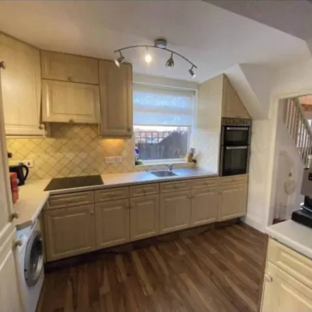 Single Room in CV6 4DF near CBS Arena and M6