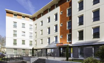 Aparthotel Adagio Access Orléans