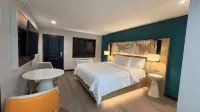 Harbor Bay Inn