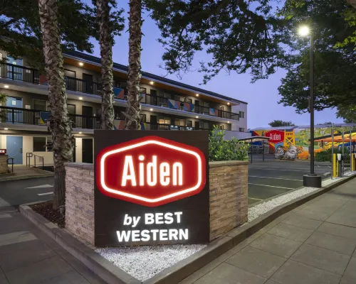 Aiden Sacramento Downtown Hotels near Raley Field