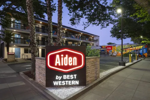 Aiden Sacramento Downtown - Morgenmad