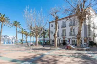 Hostal Marissal by Dorobe