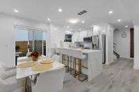 Calgary Downtown Guest House - Homestays