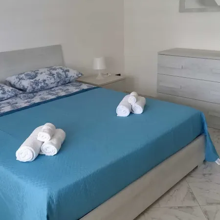 Room-b&b A Casa di Anto Eboli Vicino Al Отели в г. Эболи