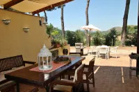 Holiday Resorts for 10 Persons, with Swimming Pool, Wifi and Air Conditioner - balcony