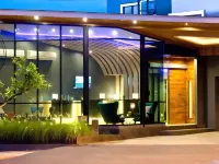 Coco Hotel - parking