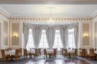 The Grand Burstin Hotel - breakfast