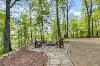 Waterfront Cabin on Trout Lake w/ Private Dock! - Pet friendly