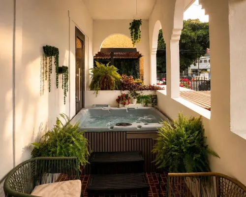 Patio Elba Boutique Hotel Hotels near El Teatro